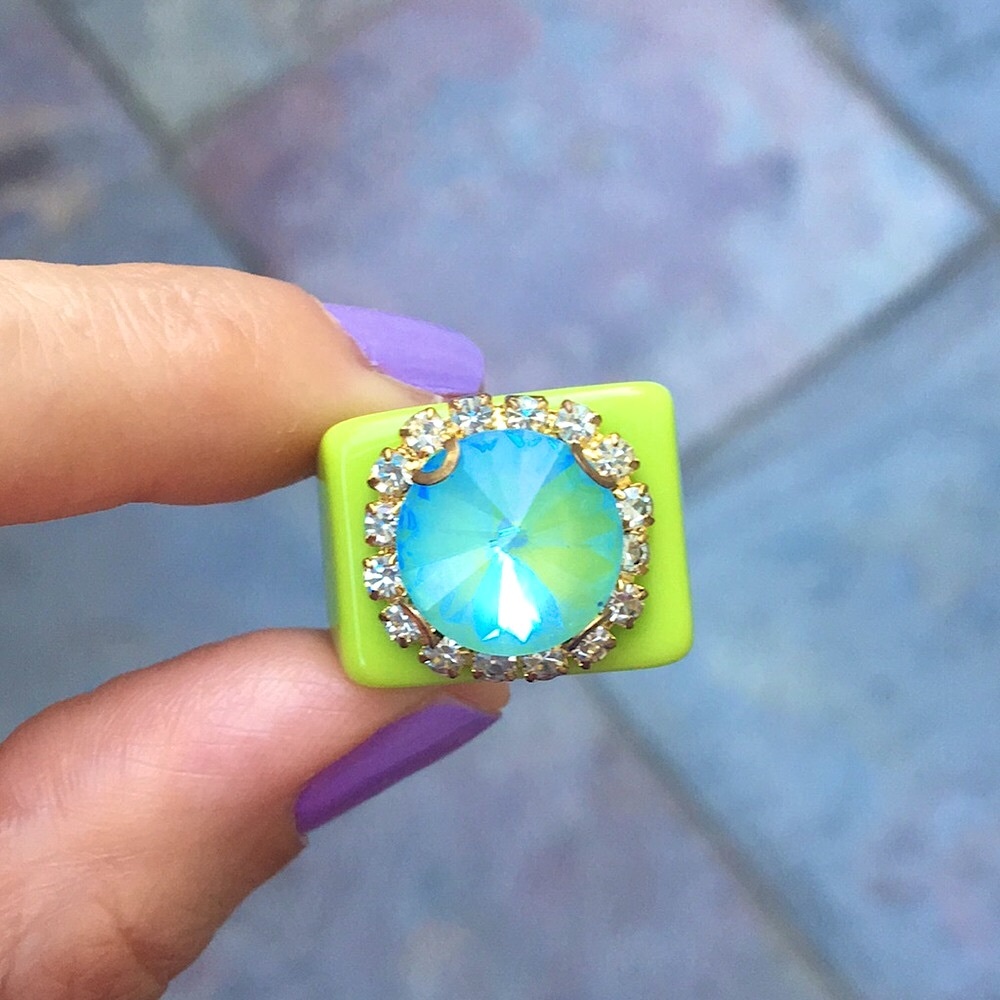 Electric Neon Green + Aquamarine Aurora Borealis Rivoli Crystal Ring